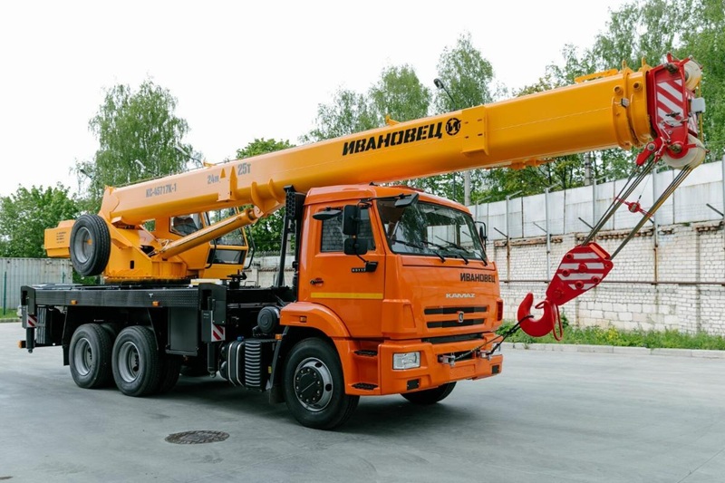 Фотография автокрана
